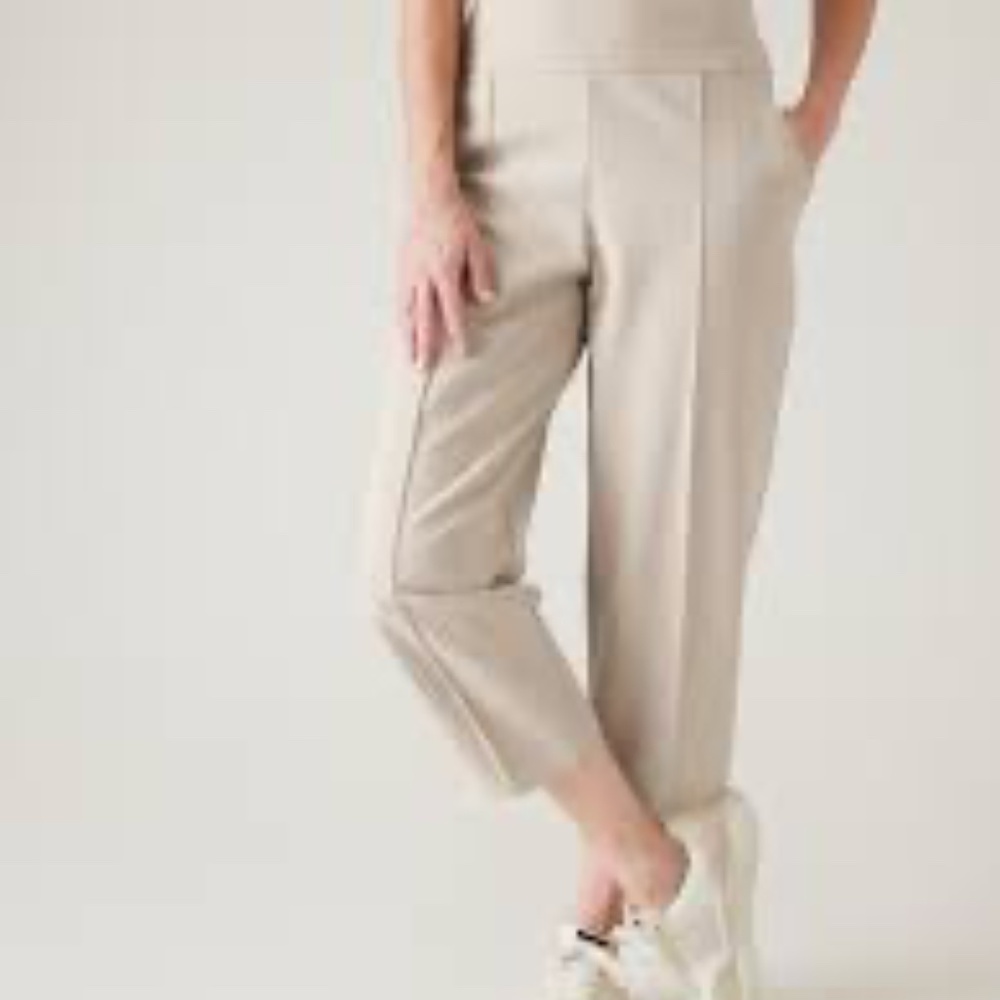 NWT Athleta Stellar Wide Crop size 14P